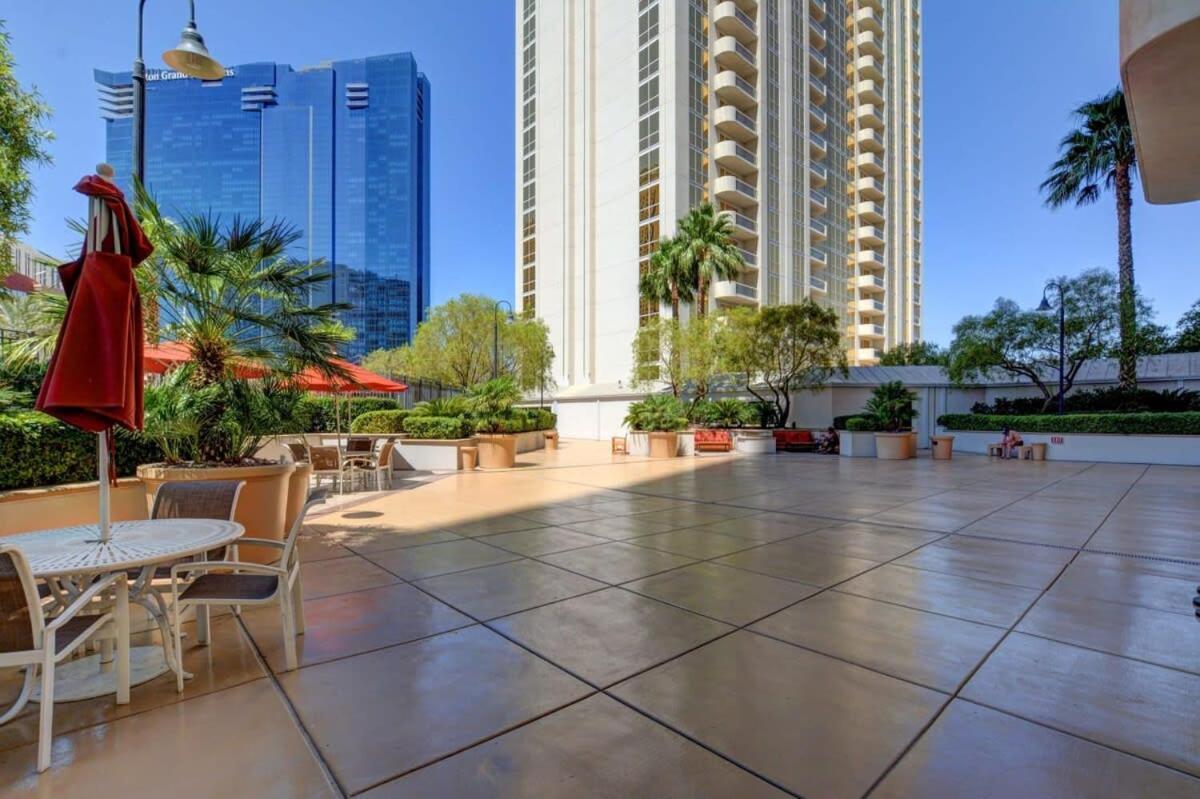 Mgm Signature-25-609 Strip View Jacuzzi Studio Las Vegas Exterior photo